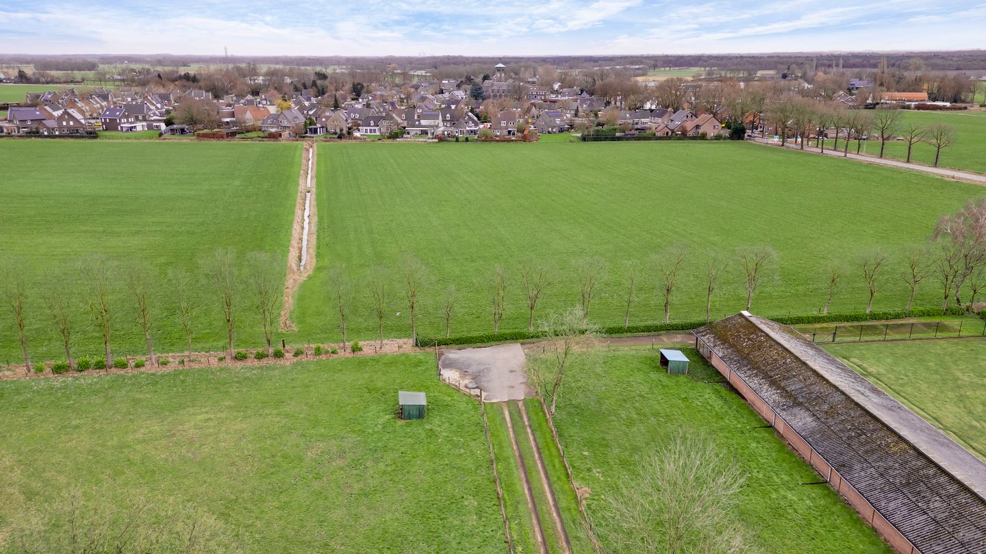 Photo 10 of Grotesteeg 27