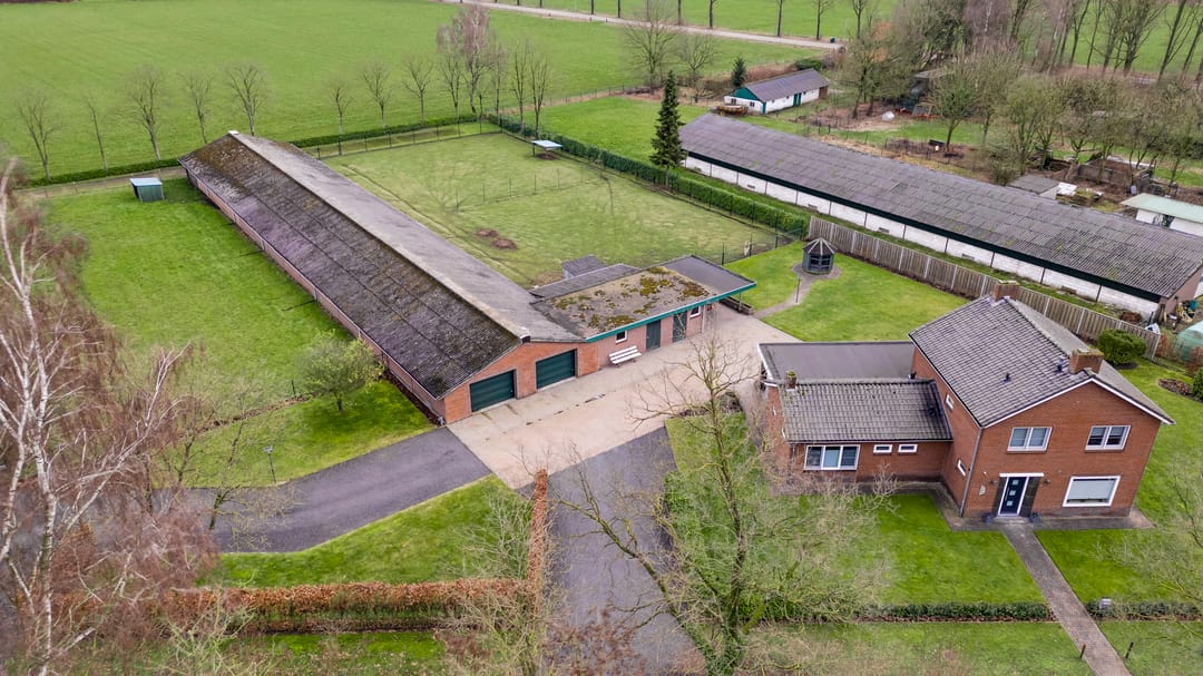 Photo 11 of Grotesteeg 27