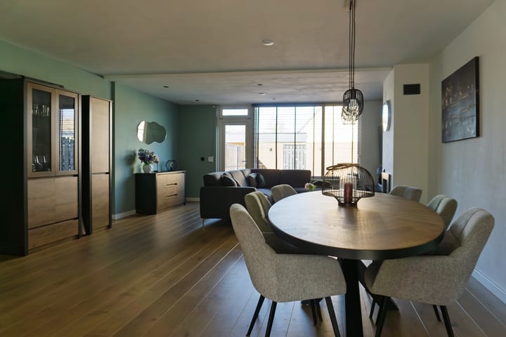 Foto 2 van Zwartewaal 4