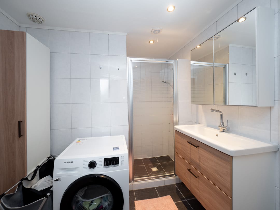 Move-in ready apartment with 2 bedrooms and modern kitchen in Nijmegen — 21