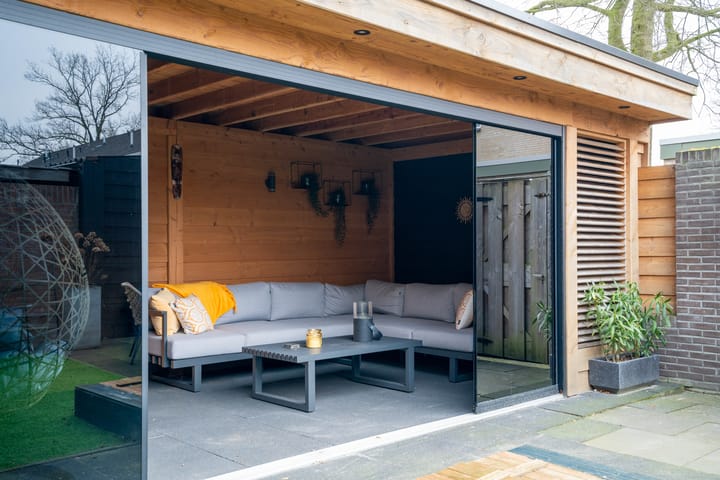 Modern Corner Home with Garage and South-Facing Garden — 71