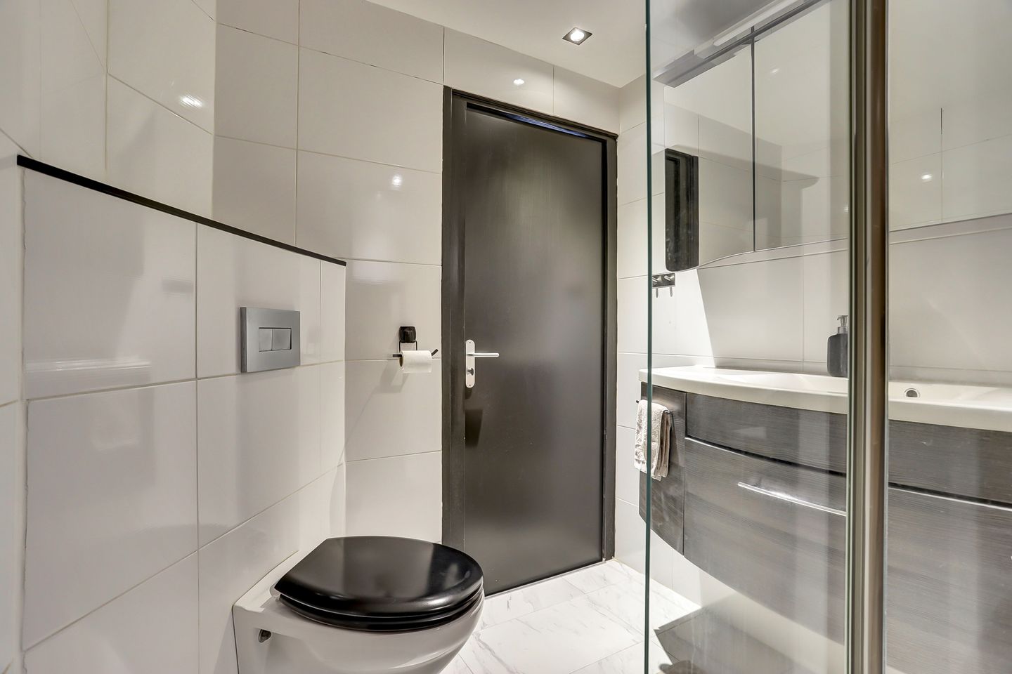 Photo 10 of Verboomstraat 96-A