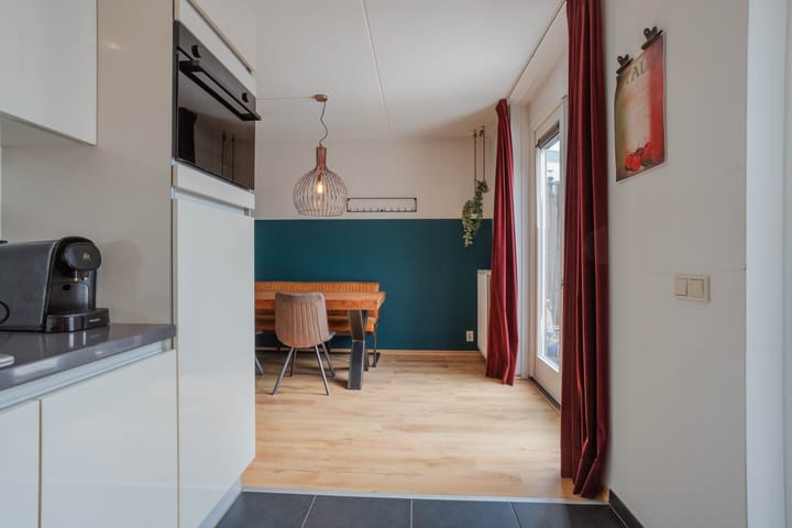 Modern Energy-Efficient Terraced Home in Quiet Horst Neighborhood — 35