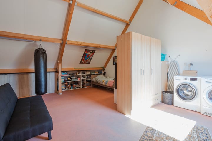 Modern Energy-Efficient Terraced Home in Quiet Horst Neighborhood — 57