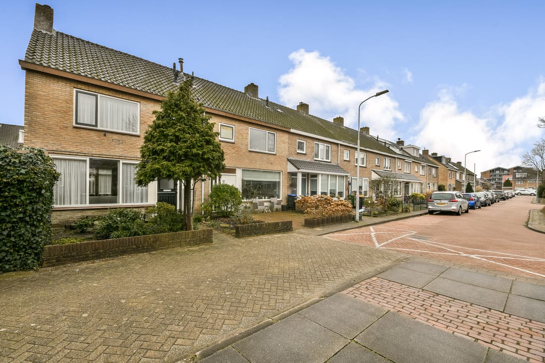 Foto 17 van Jan van Bergenstraat 48