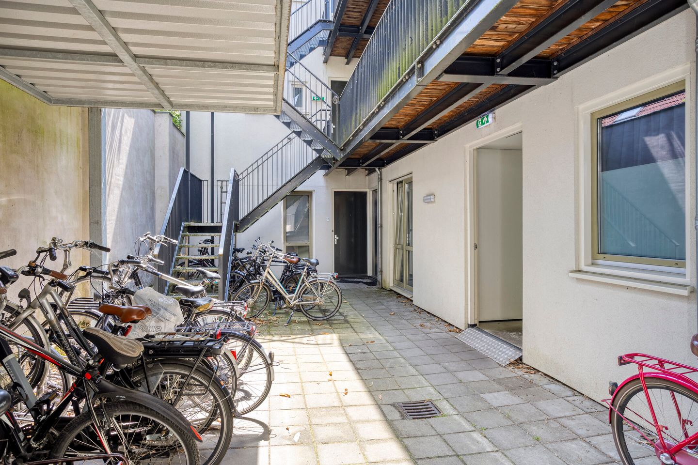 Foto 4 van de Ruyterstraat 3-L