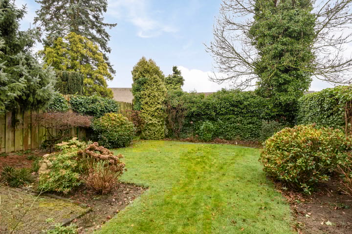 Photo 2 of Willem-Alexanderstraat 7