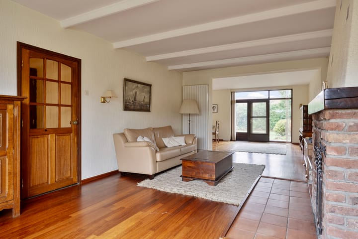 Photo 4 of Willem-Alexanderstraat 7