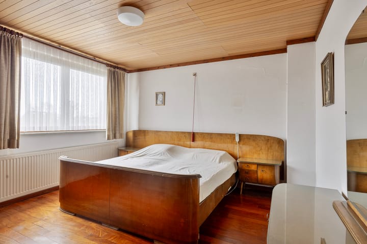 Spacious family home with garden, garage and potential in Keer — 29