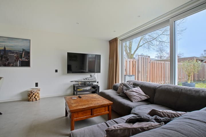 Spacious corner house with west-facing garden in Amstelveen — 13