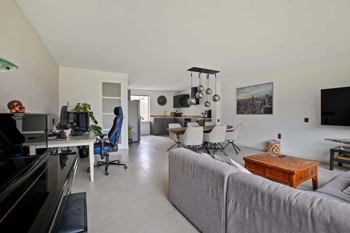 Spacious corner house with west-facing garden in Amstelveen — 17