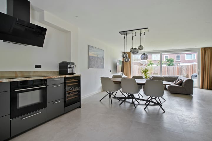 Spacious corner house with west-facing garden in Amstelveen — 23