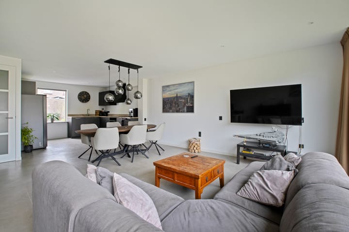 Spacious corner house with west-facing garden in Amstelveen — 15