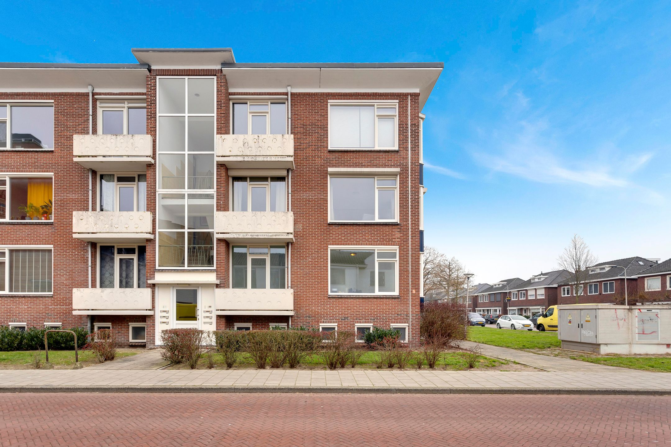 Photo 6 of J.H.W. Robersstraat 111