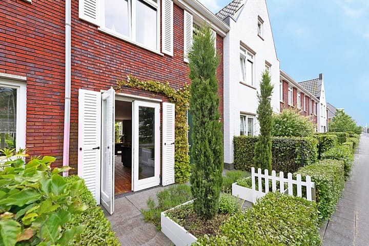 Foto 2 van Straat van Messina 35