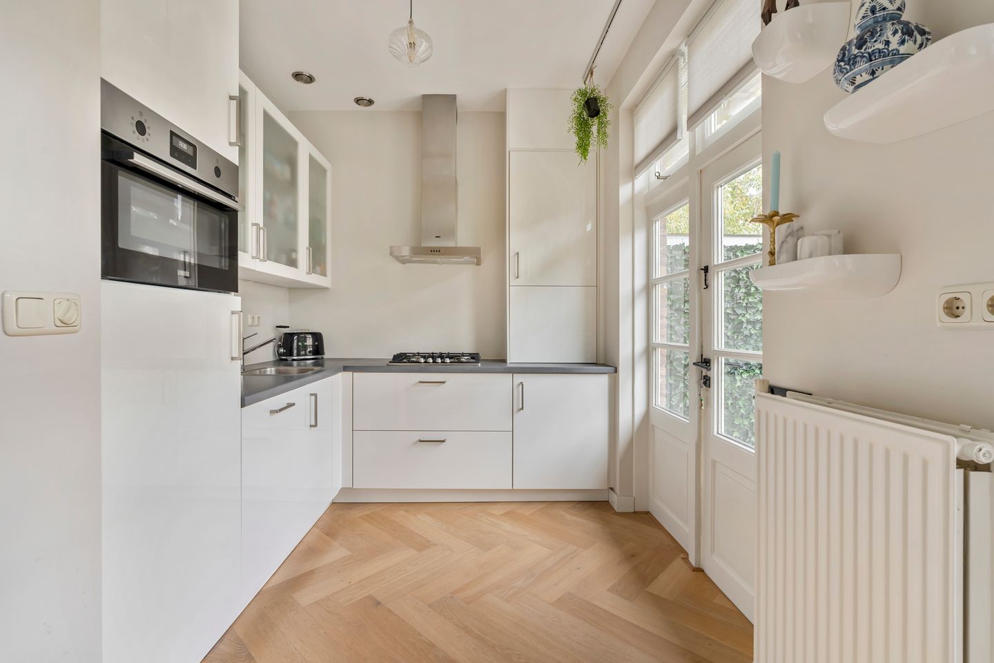 Photo 10 of Michelangelostraat 81-2