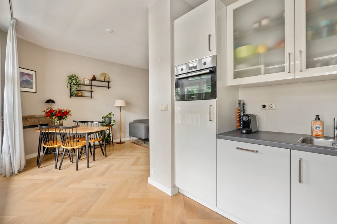 Photo 11 of Michelangelostraat 81-2