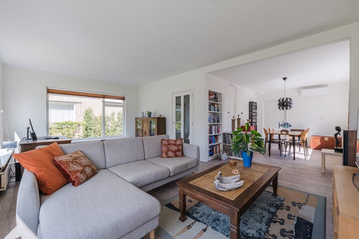 Photo 3 of Dennenlaan 38