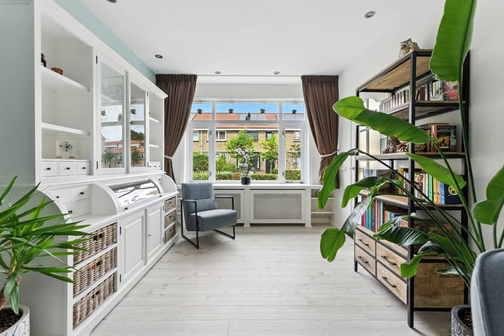 Charming semi-detached home with sunny south-facing garden in Old Tower District — 13