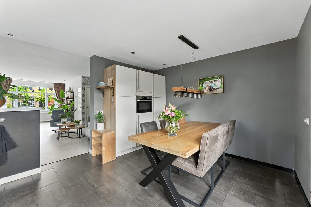 Charming semi-detached home with sunny south-facing garden in Old Tower District — 26