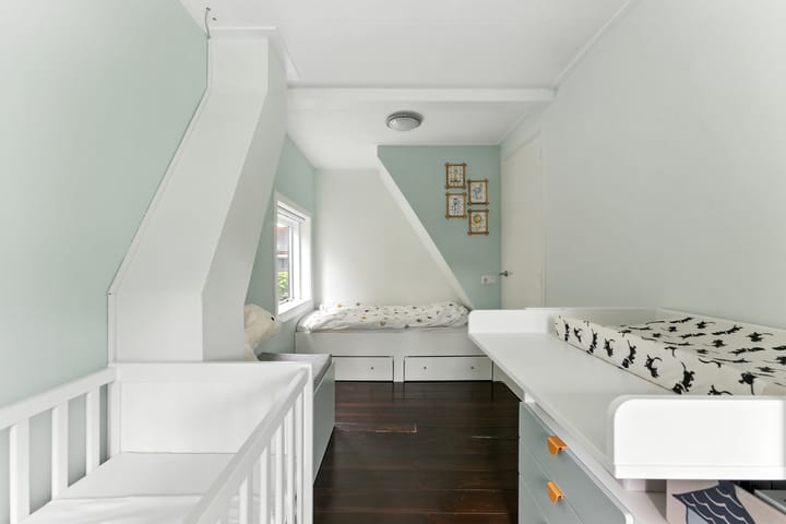 Charming semi-detached home with sunny south-facing garden in Old Tower District — 53