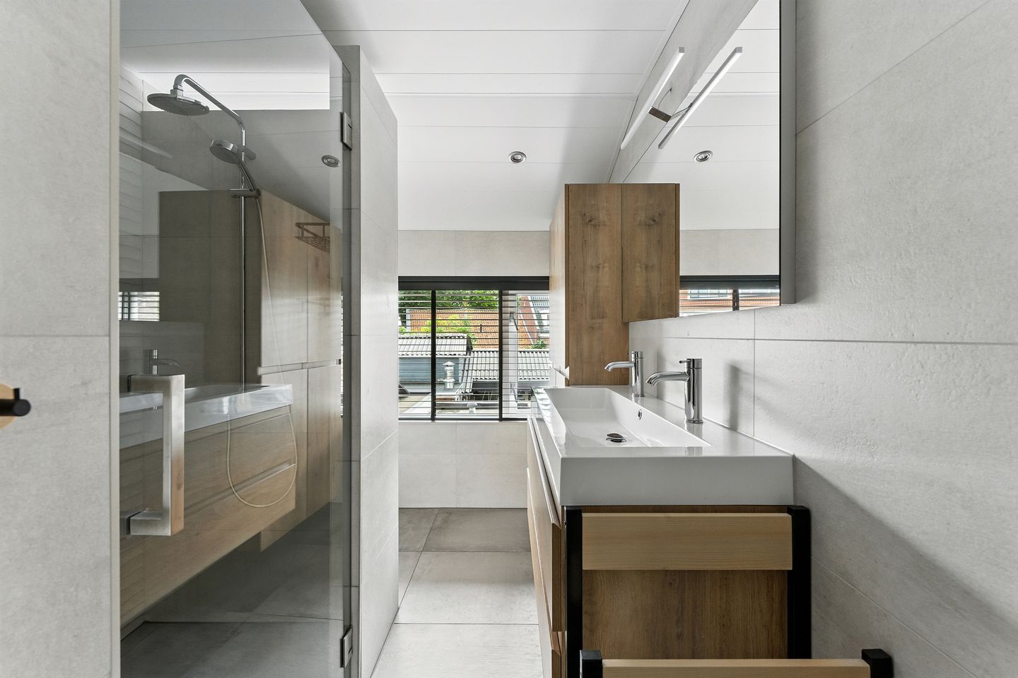 Charming semi-detached home with sunny south-facing garden in Old Tower District — 58