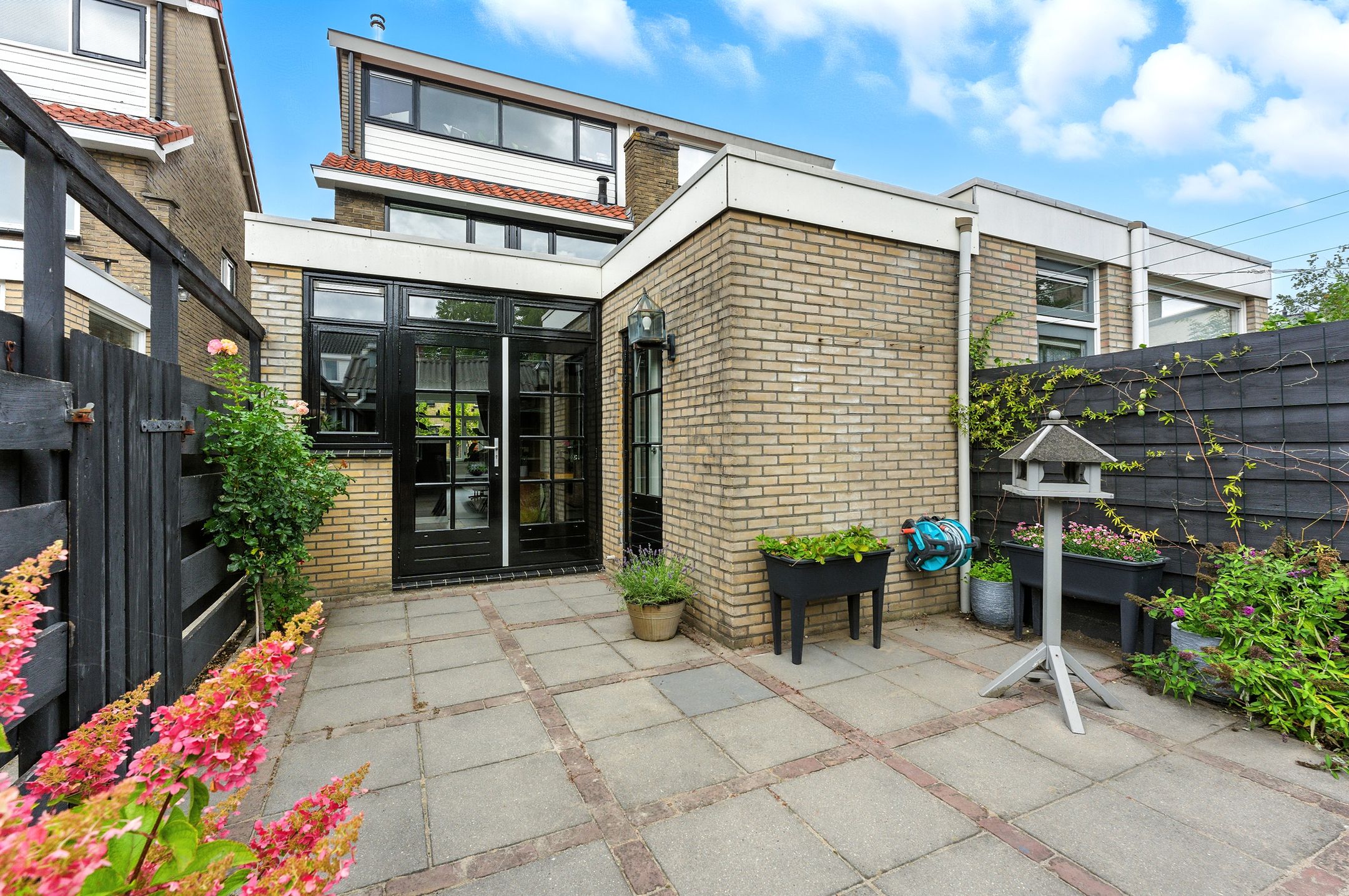 Charming semi-detached home with sunny south-facing garden in Old Tower District — 72