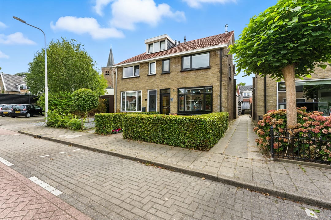 Charming semi-detached home with sunny south-facing garden in Old Tower District — 94