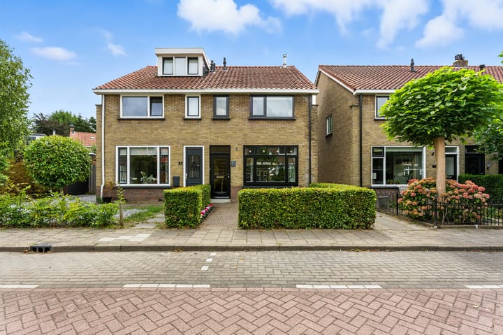 Charming semi-detached home with sunny south-facing garden in Old Tower District — 101