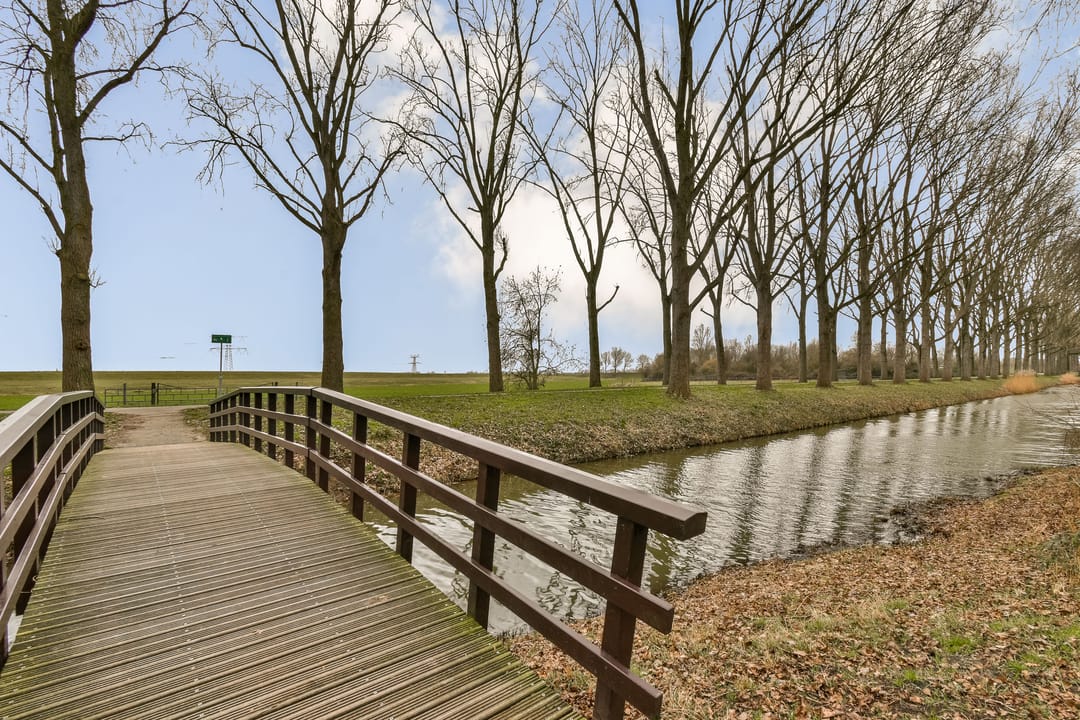 Photo 23 of Johanna Naber-erf 146