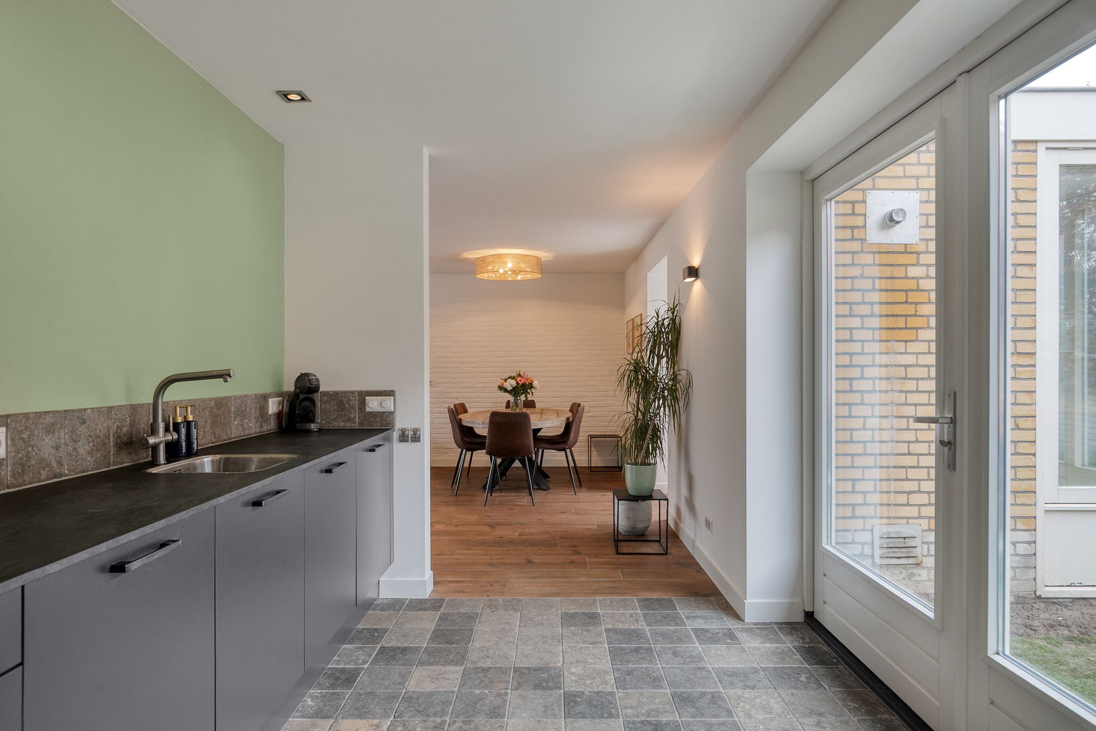 Foto 15 van Sint Nikolaasstraat 29