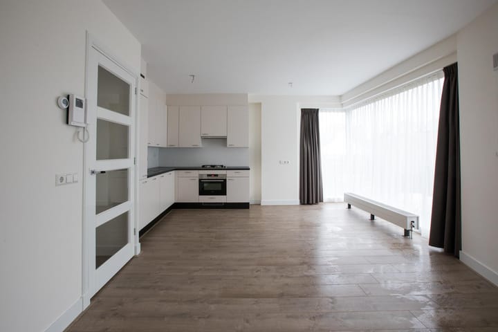 Foto 2 van Sint Jorisplein 10-J