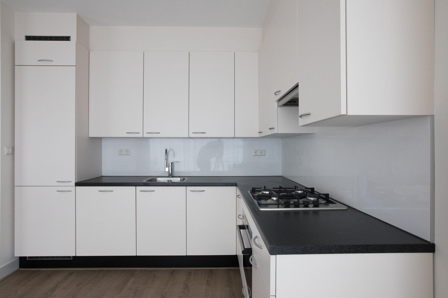 Foto 10 van Sint Jorisplein 10-J