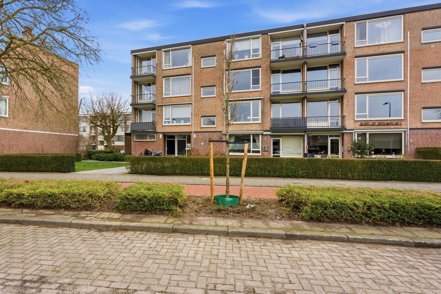 Foto 35 van Burgemeester de Zeeuwstraat 330