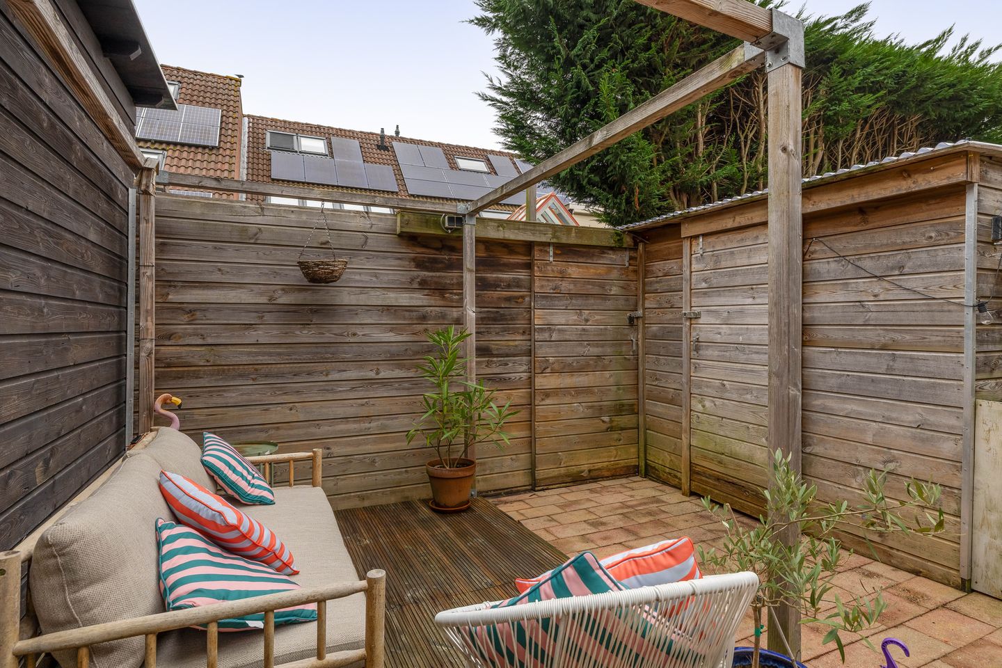 Foto 20 van Zestienhovensekade 235