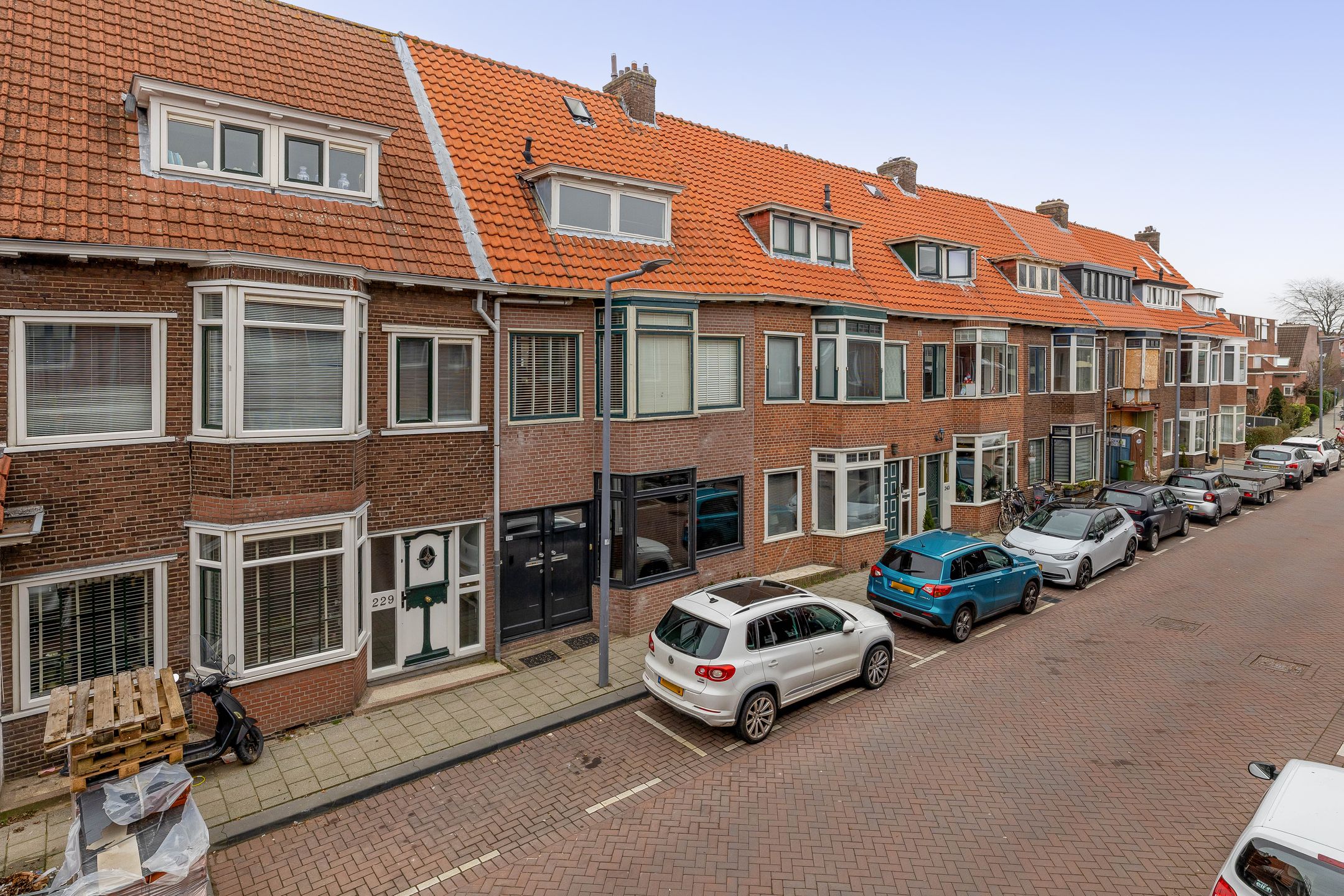 Zestienhovensekade 235 