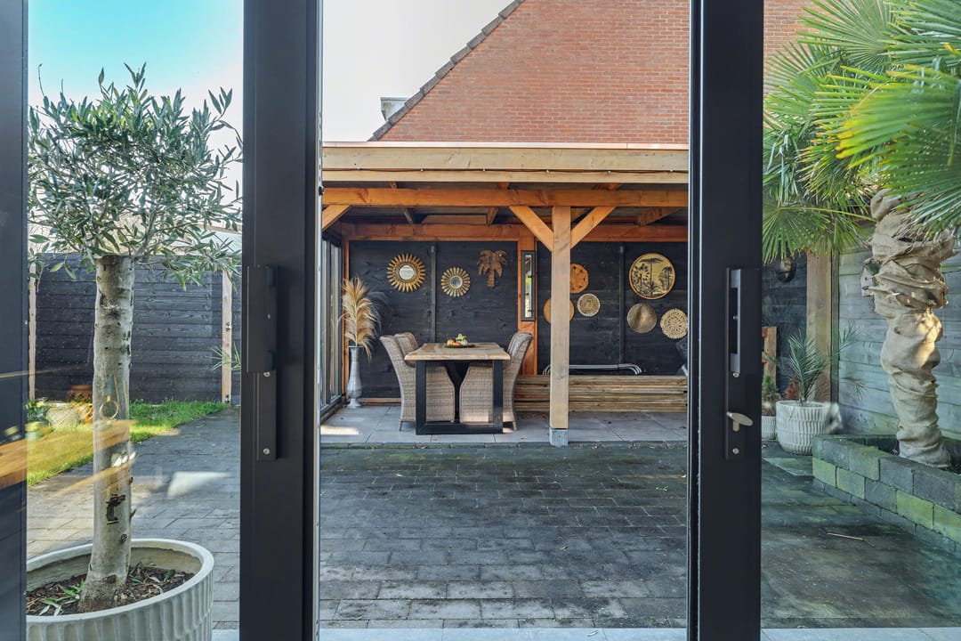 Photo 23 of Oesterstraat 33