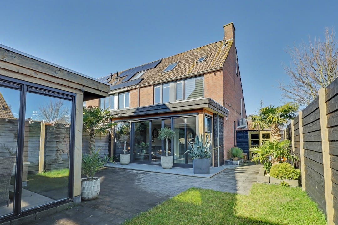 Photo 46 of Oesterstraat 33