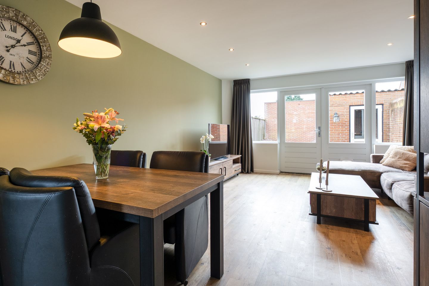 Foto 4 van Zr Marie Adolphinestr 26-A