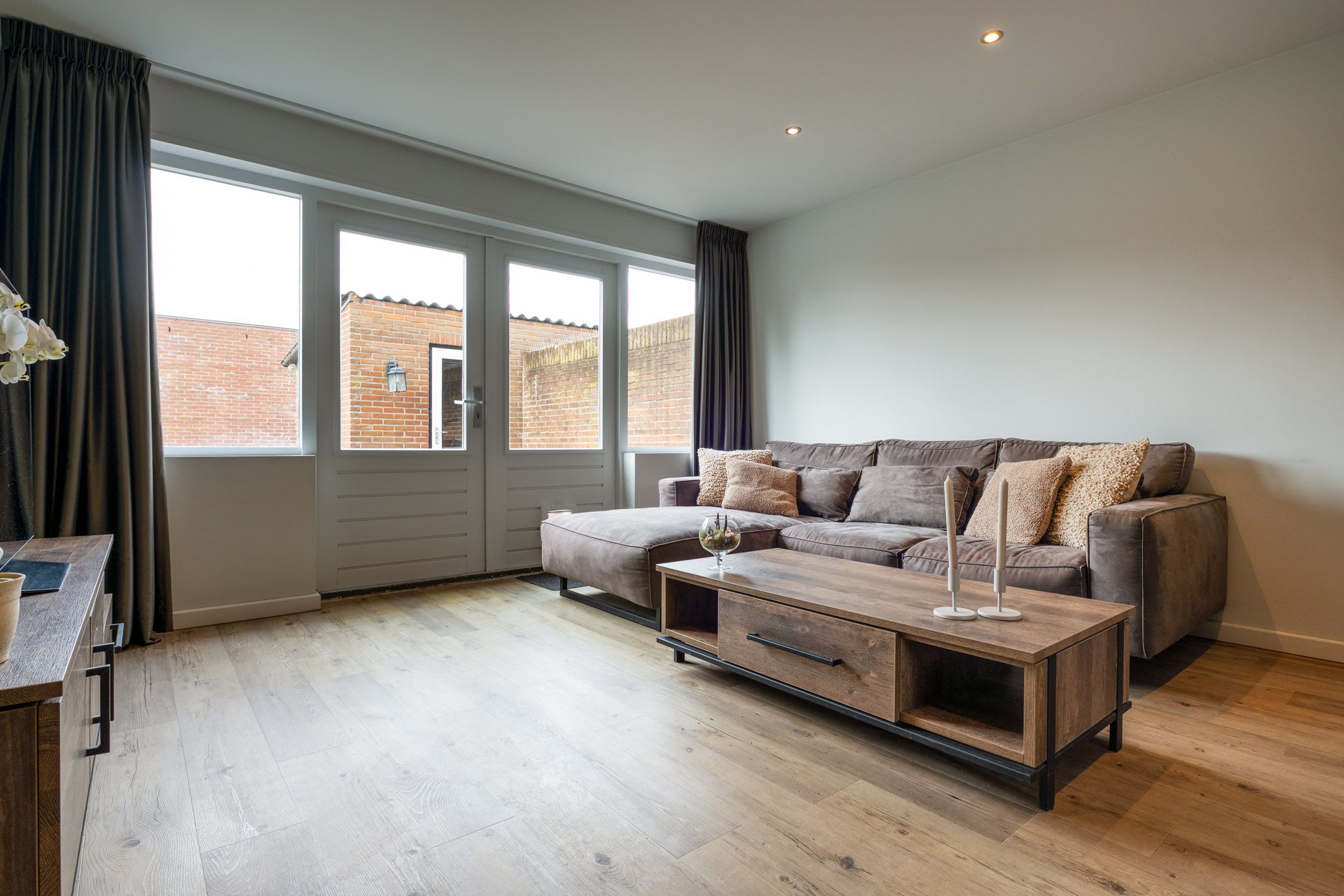 Foto 6 van Zr Marie Adolphinestr 26-A