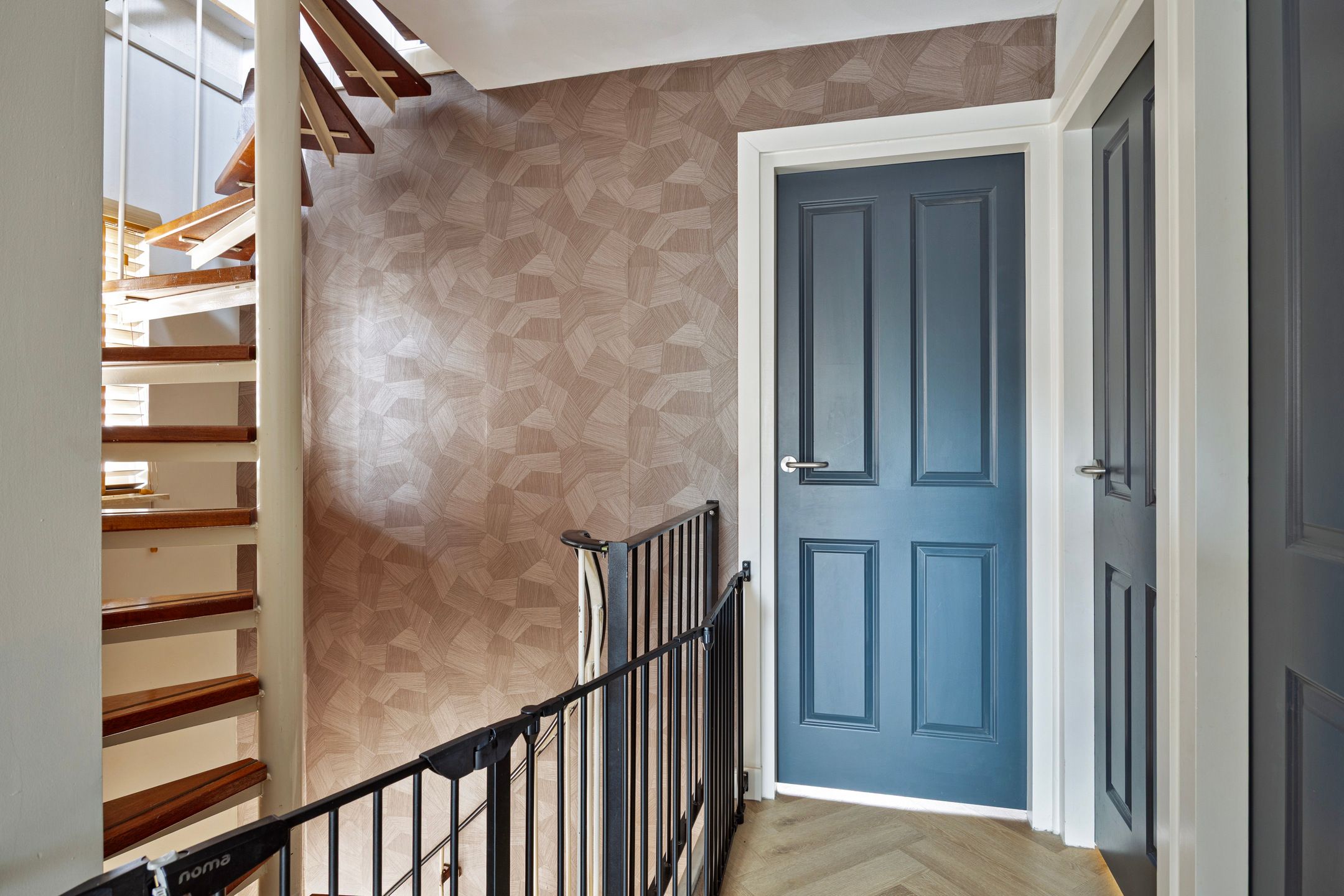 Foto 21 van Meeuwenlaan 18