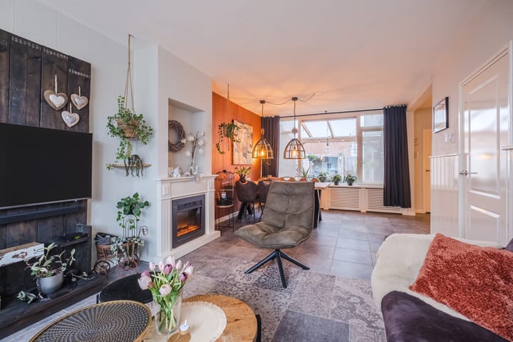 Foto 2 van Bijnenstraat 4