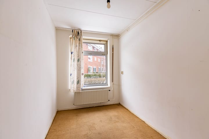 Photo 4 of Amalia van Solmsstraat 44