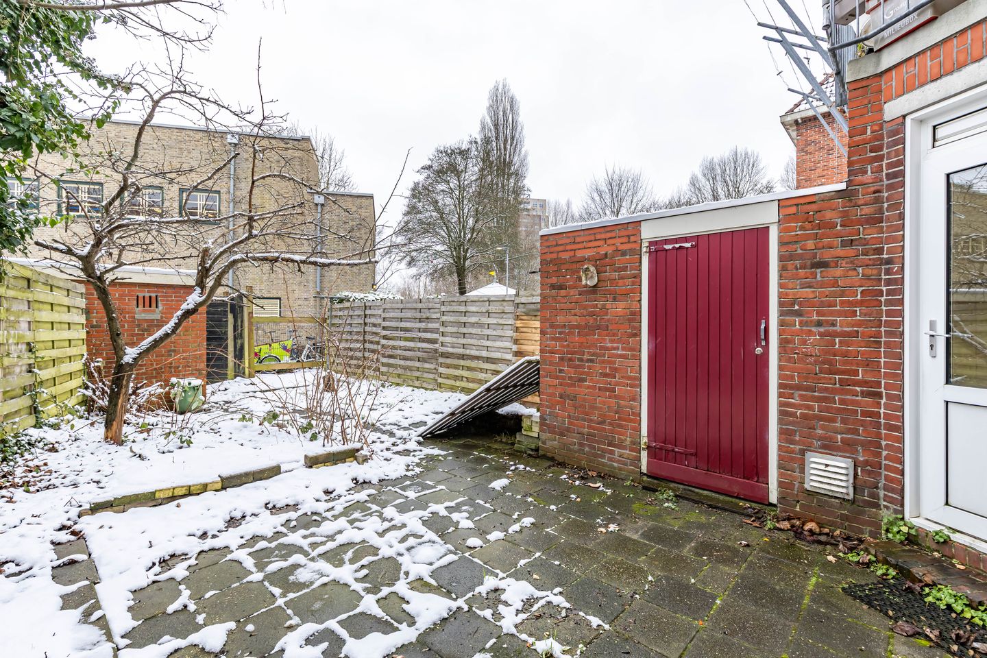 Photo 25 of Amalia van Solmsstraat 44