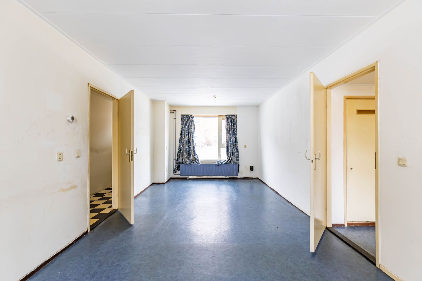 Photo 14 of Amalia van Solmsstraat 44