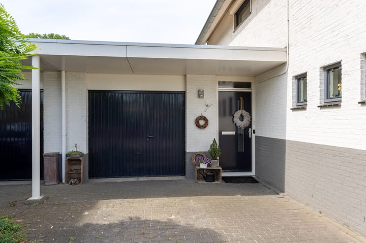 Photo 2 of Waterleliesingel 15