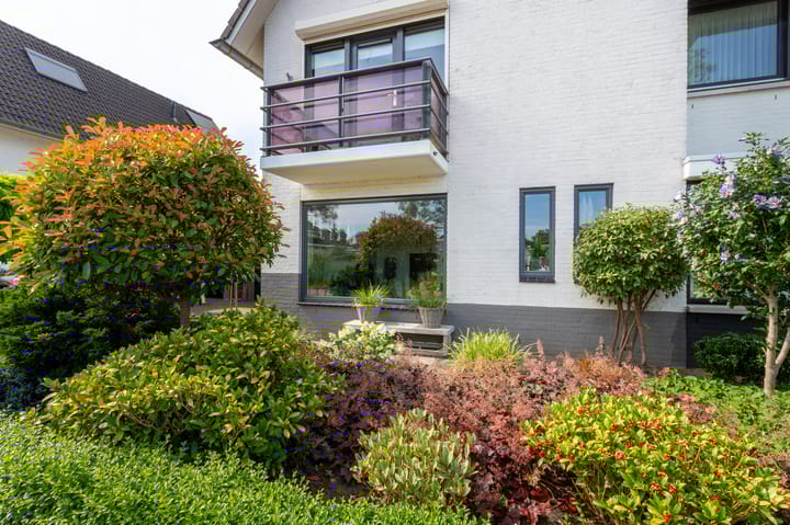 Photo 3 of Waterleliesingel 15