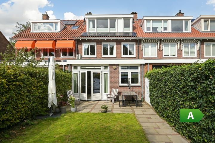 Koningin Wilhelminalaan 80