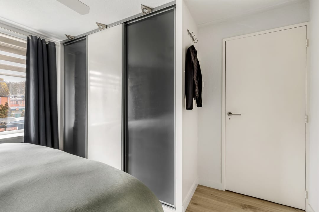 Foto 16 van Graaf Wichmanlaan 4