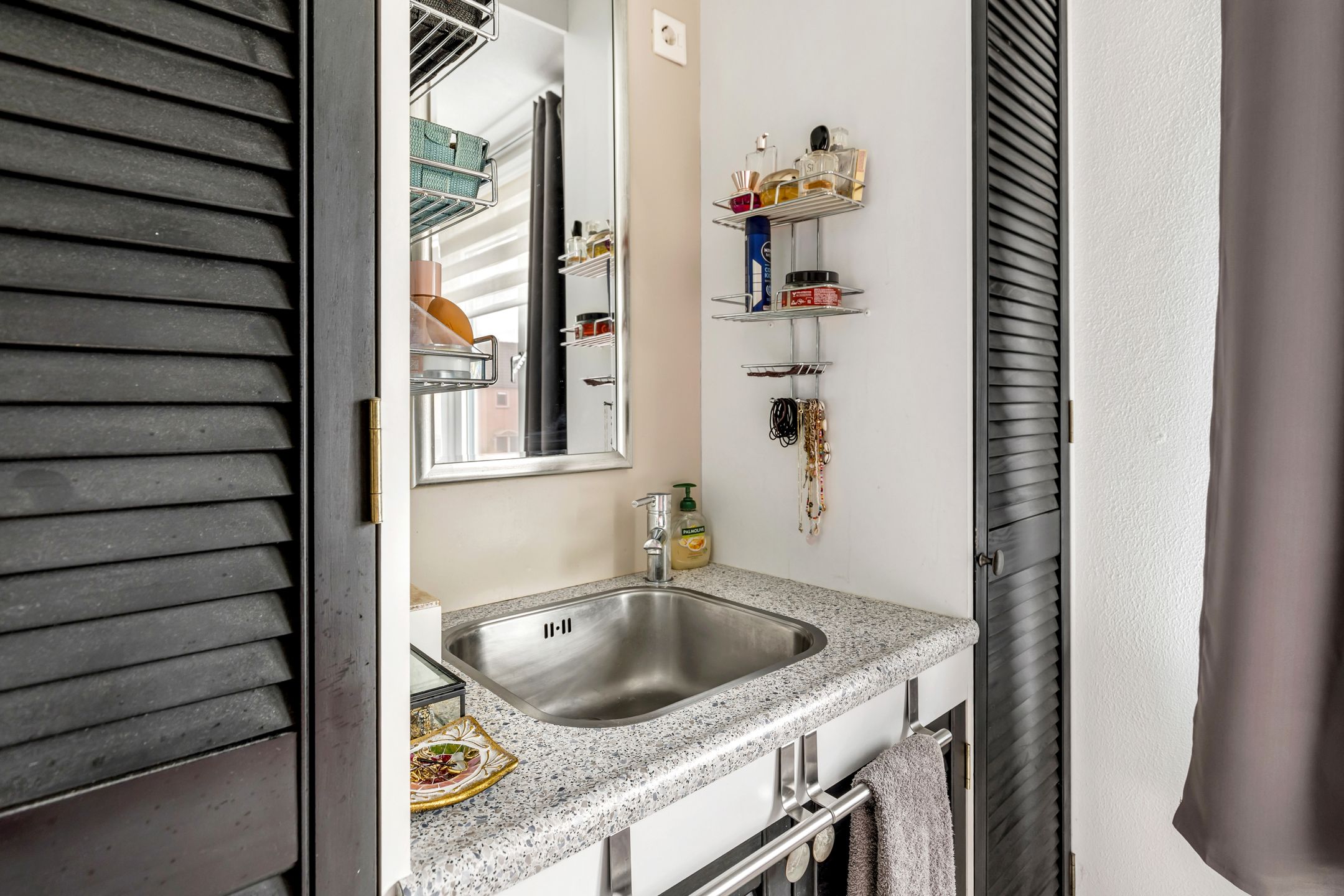 Foto 18 van Graaf Wichmanlaan 4